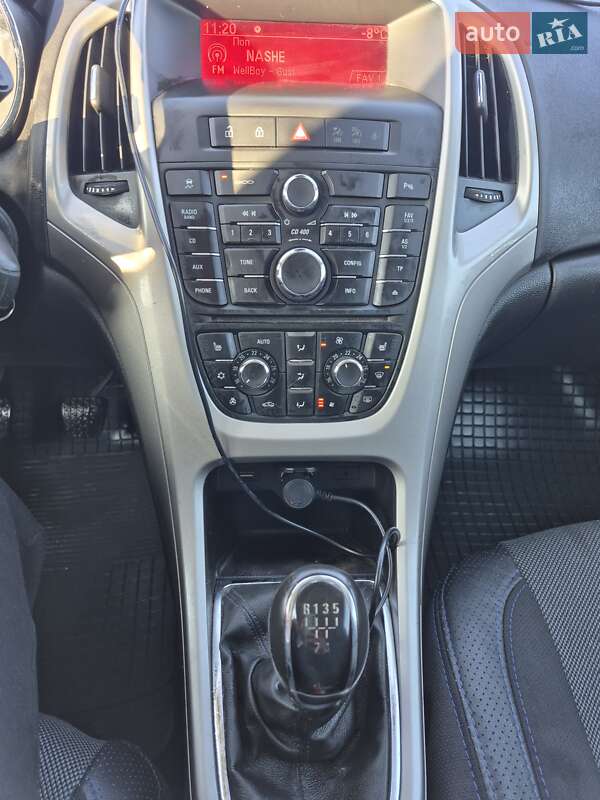 Универсал Opel Astra 2013 в Буче фото 15 Универсал Opel Astra 2013 в Буче