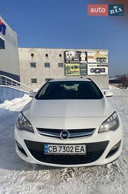 Універсал Opel Astra 2012 в Чернігові