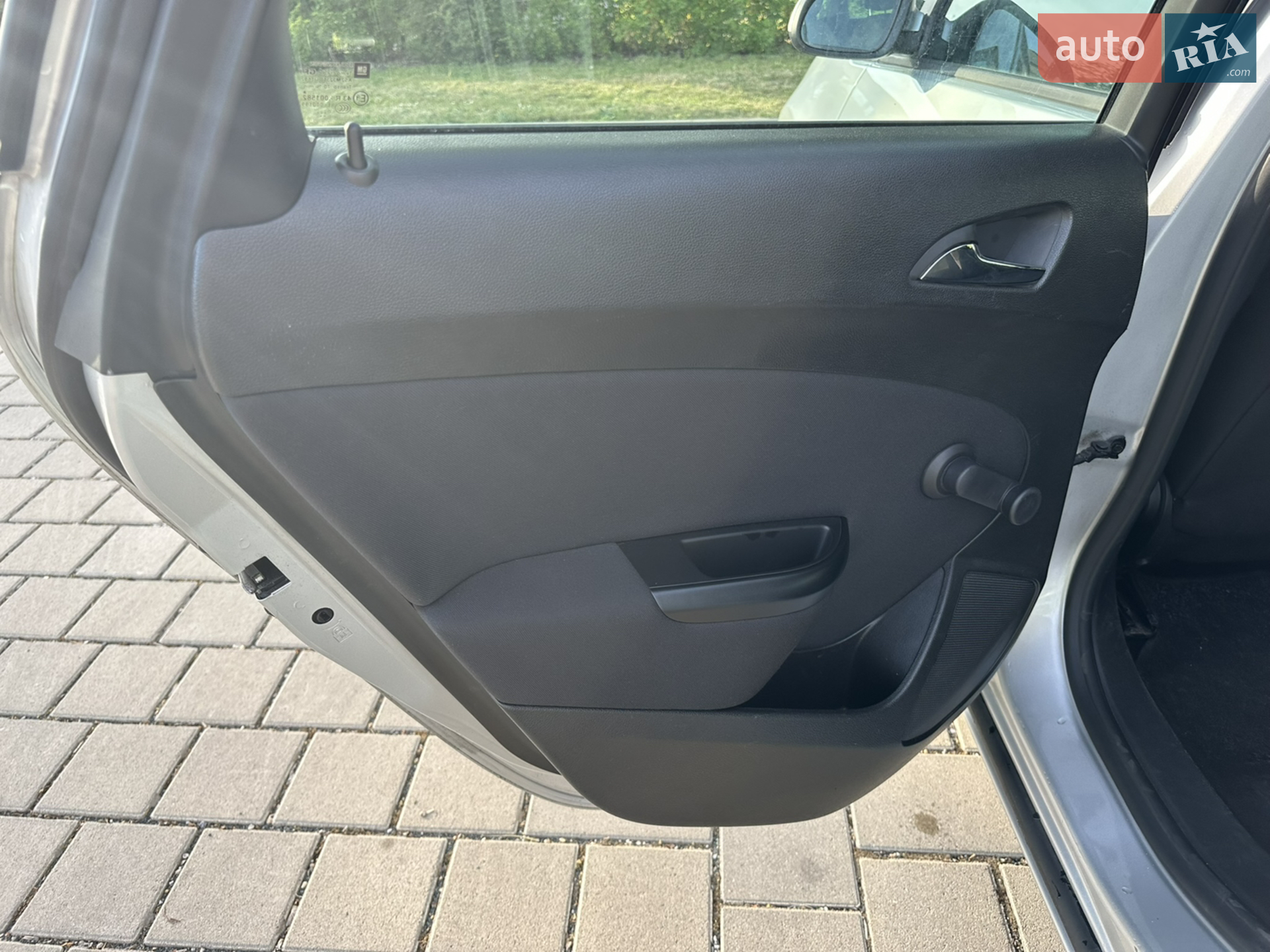 2010 Opel Astra - мініатюра 17