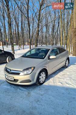 Хэтчбек Opel Astra 2005 в Киеве