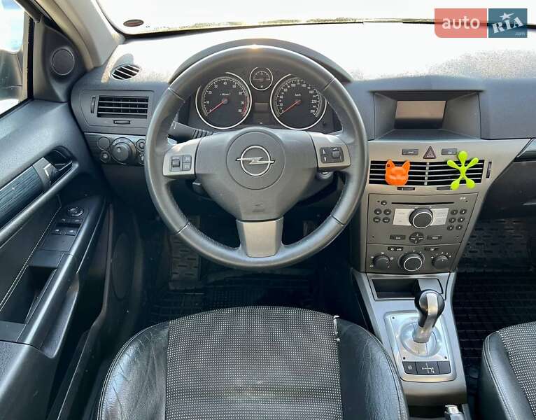 Хэтчбек Opel Astra 2005 в Киеве