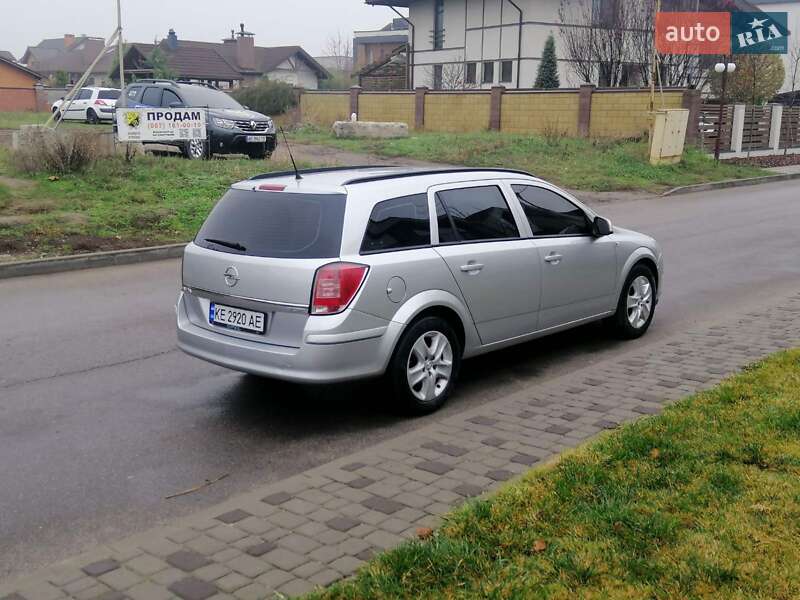 Универсал Opel Astra 2012 в Днепре фото 4 Универсал Opel Astra 2012 в Днепре