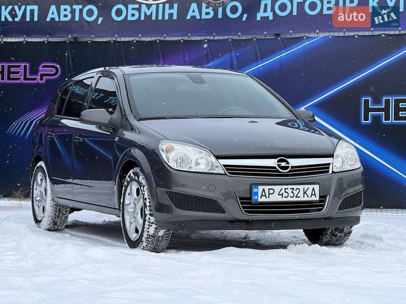 Хэтчбек Opel Astra 2009 в Запорожье