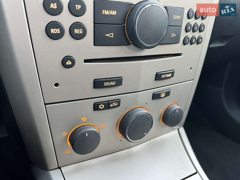 Хэтчбек Opel Astra 2009 в Николаеве фото 10 Хэтчбек Opel Astra 2009 в Николаеве