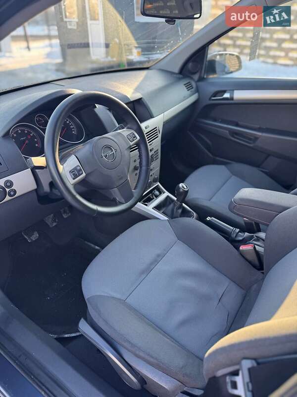 Универсал Opel Astra 2008 в Киеве