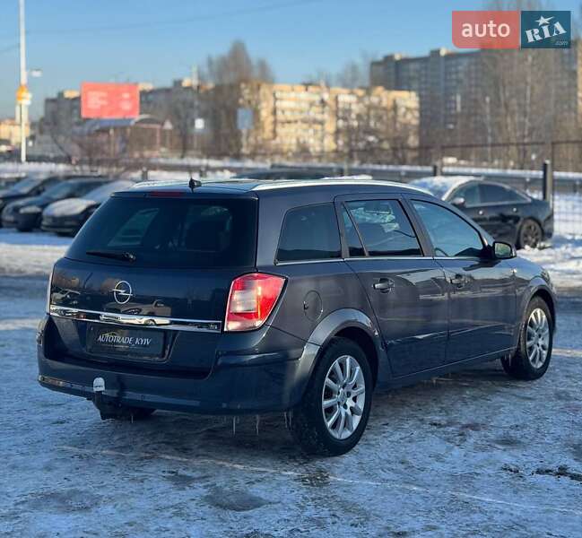 Универсал Opel Astra 2008 в Киеве