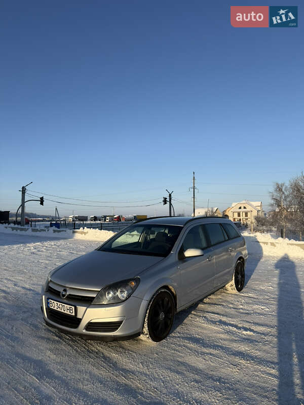 Универсал Opel Astra 2005 в Тернополе