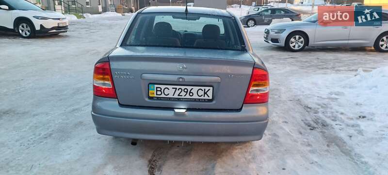Седан Opel Astra 2008 в Стрые фото 3 Седан Opel Astra 2008 в Стрые