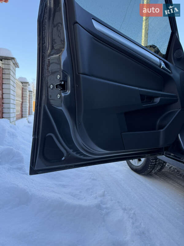 Универсал Opel Astra 2009 в Ивано-Франковске фото 24 Универсал Opel Astra 2009 в Ивано-Франковске