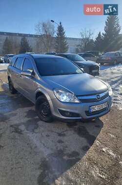 Універсал Opel Astra 2008 в Стрию
