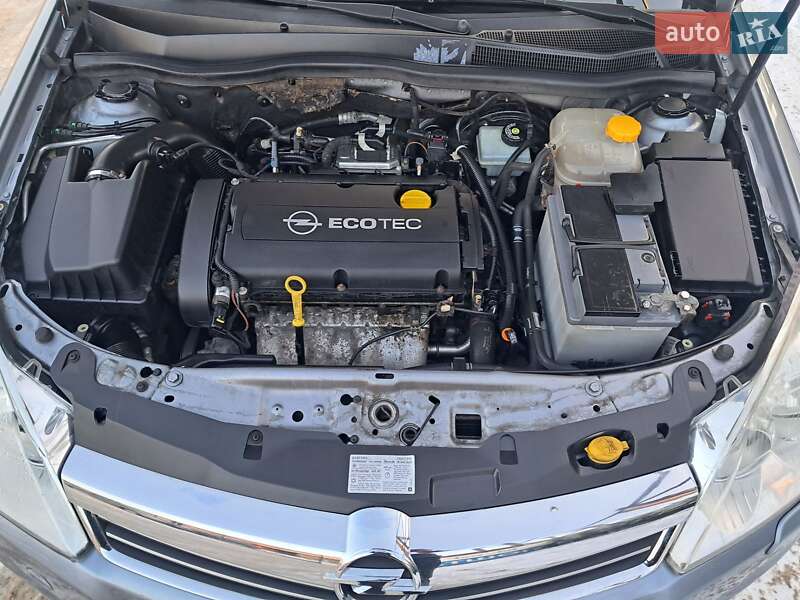 Универсал Opel Astra 2009 в Могилев-Подольске