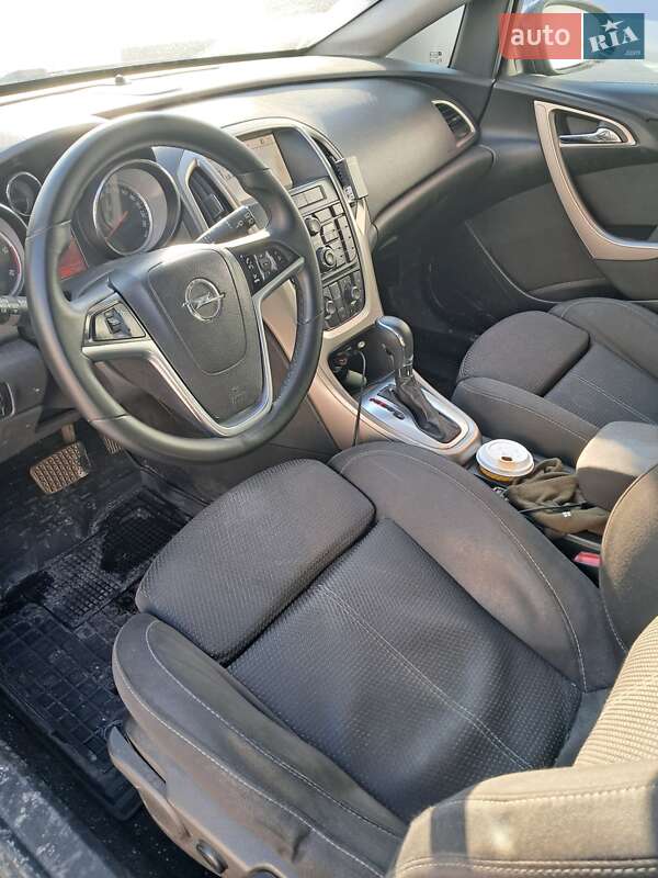 Универсал Opel Astra 2011 в Киеве фото 6 Универсал Opel Astra 2011 в Киеве