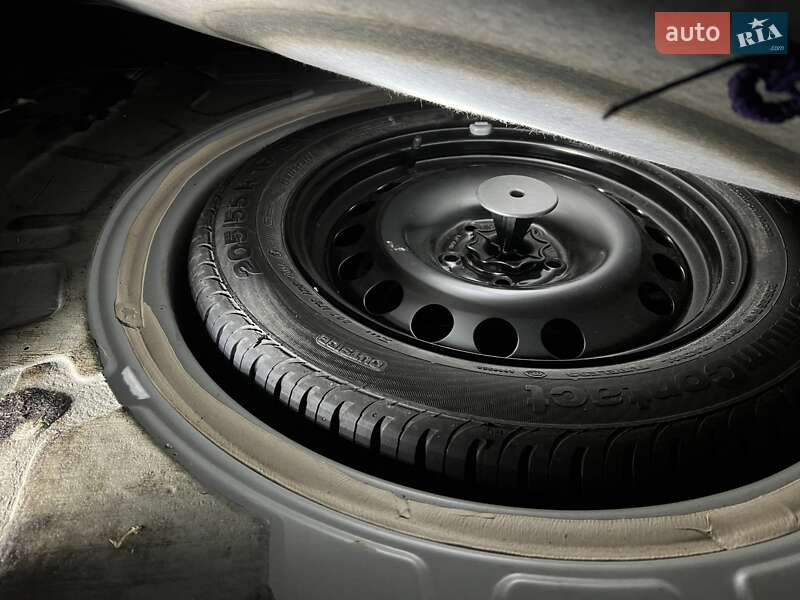 Седан Opel Astra 2013 в Киеве фото 20 Седан Opel Astra 2013 в Киеве