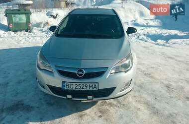 Хетчбек Opel Astra 2011 в Львові