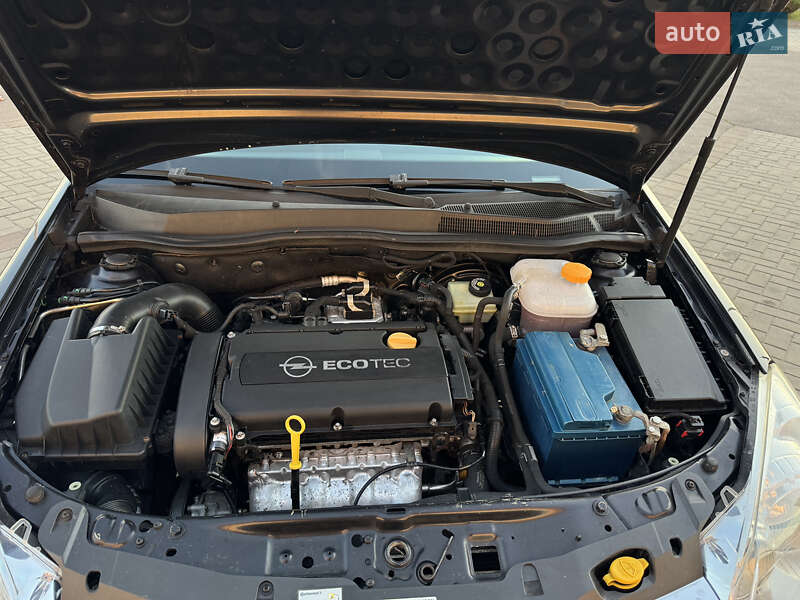 Универсал Opel Astra 2009 в Луцке фото 16 Универсал Opel Astra 2009 в Луцке