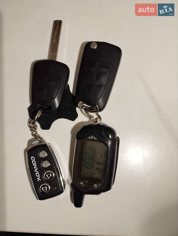 Седан Opel Astra 2013 в Киеве фото 57 Седан Opel Astra 2013 в Киеве