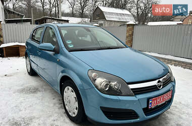 Хэтчбек Opel Astra 2005 в Гнивани