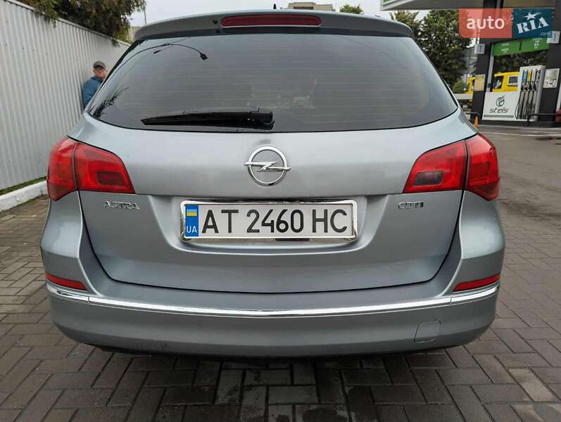 Универсал Opel Astra 2013 в Ивано-Франковске фото 2 Универсал Opel Astra 2013 в Ивано-Франковске