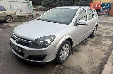 Універсал Opel Astra 2005 в Виноградові