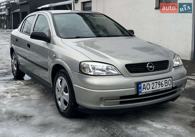 Opel Astra 2005 Opel Astra 2005