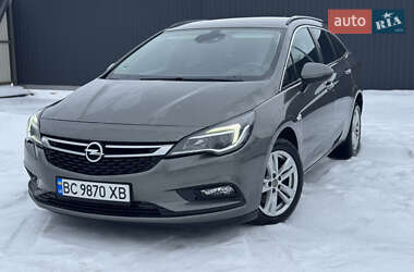 Универсал Opel Astra 2017 в Львове