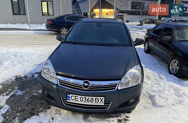 Седан Opel Astra 2010 в Чернівцях