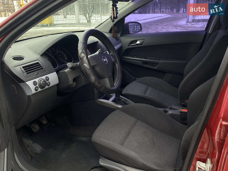 Хетчбек Opel Astra 2006 в Кременчуці