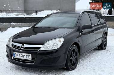 Универсал Opel Astra 2007 в Ровно