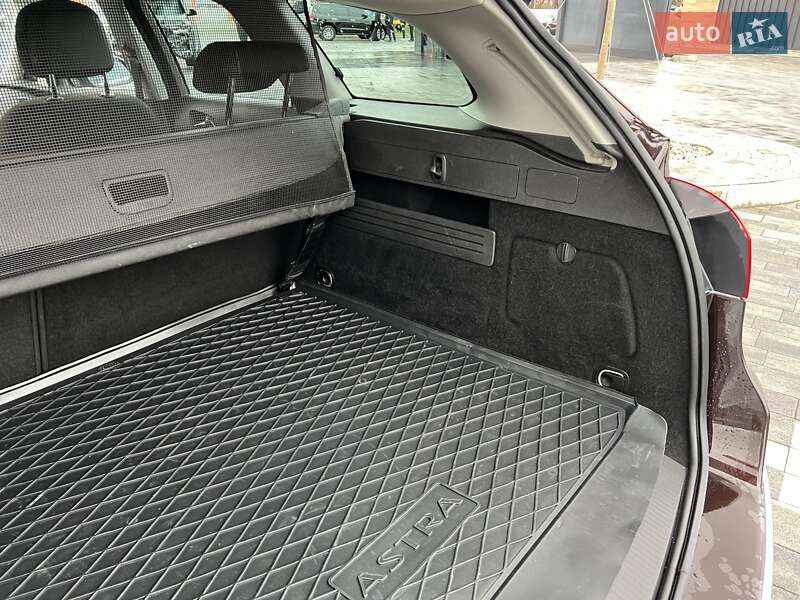Универсал Opel Astra 2014 в Луцке фото 19 Универсал Opel Astra 2014 в Луцке
