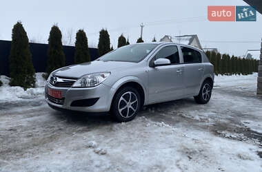 Хетчбек Opel Astra 2008 в Любомлі
