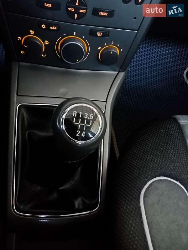 Универсал Opel Astra 2005 в Тернополе фото 16 Универсал Opel Astra 2005 в Тернополе