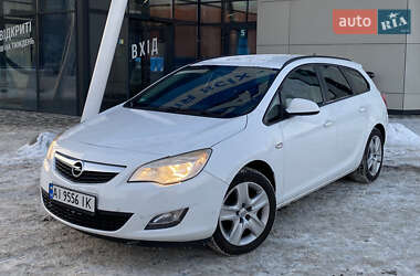 Универсал Opel Astra 2011 в Киеве