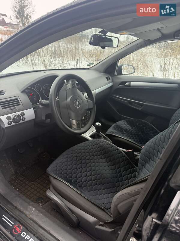 Универсал Opel Astra 2005 в Луцке фото 7 Универсал Opel Astra 2005 в Луцке