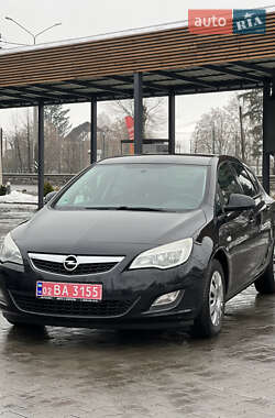 Хэтчбек Opel Astra 2011 в Виннице