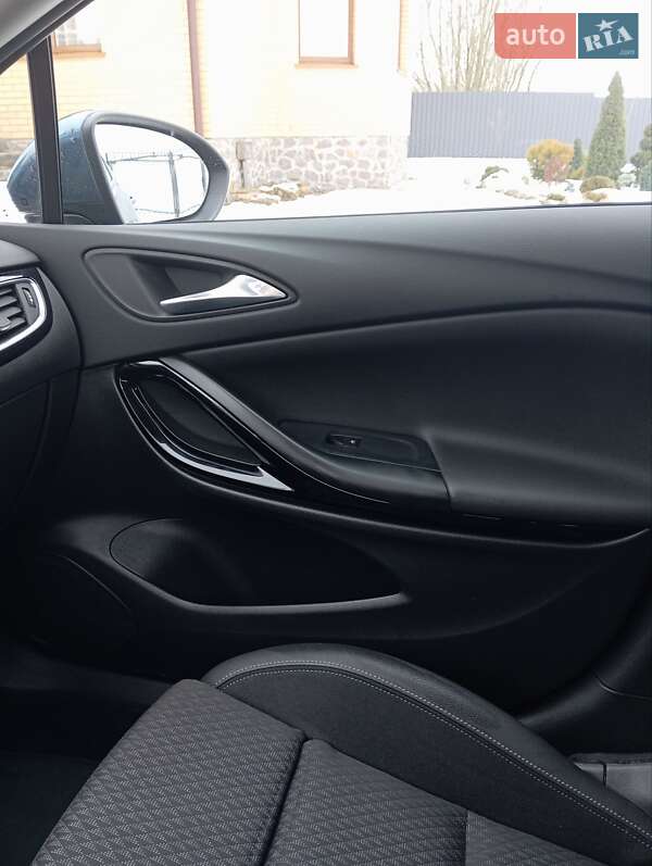 Хетчбек Opel Astra 2016 в Луцьку