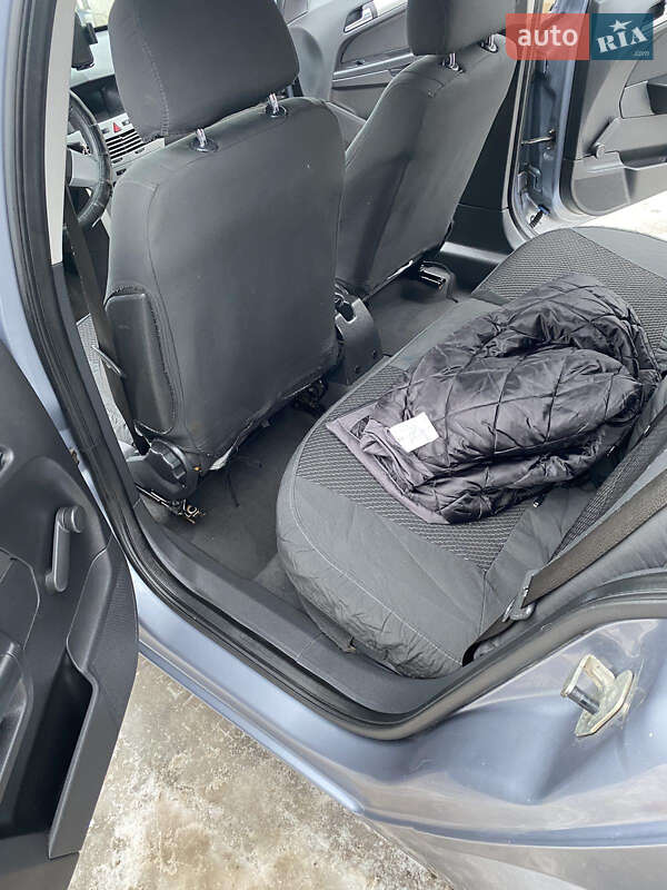 Универсал Opel Astra 2009 в Луцке