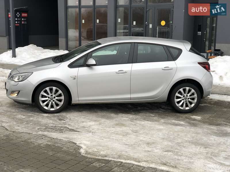 Хэтчбек Opel Astra 2012 в Львове фото 10 Хэтчбек Opel Astra 2012 в Львове