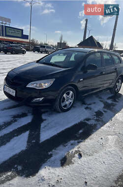 Универсал Opel Astra 2011 в Кривом Роге