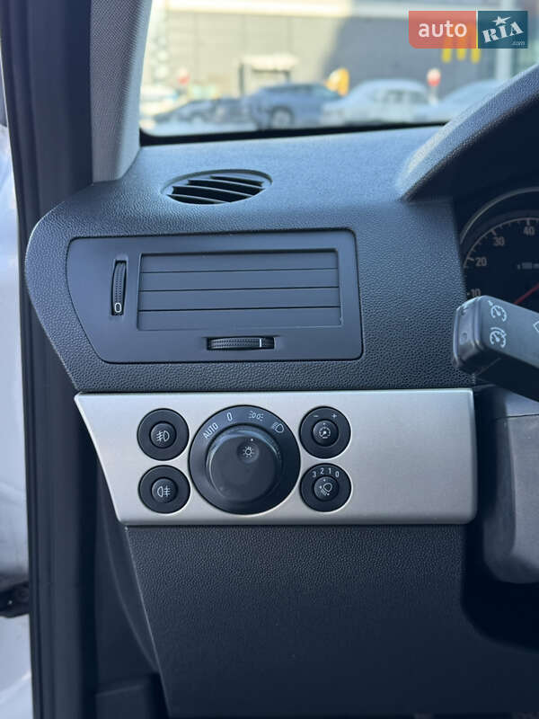 Универсал Opel Astra 2008 в Киеве