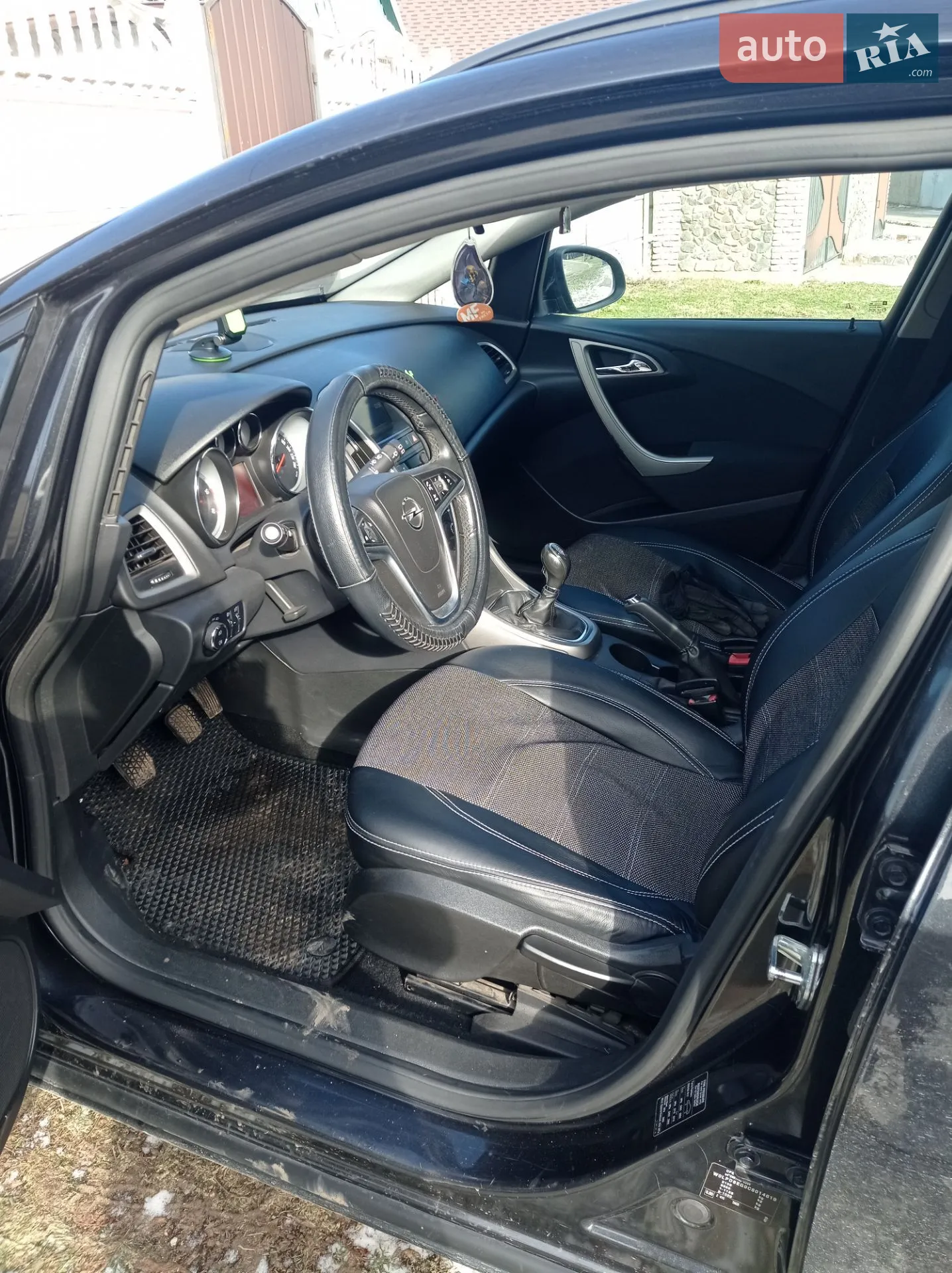 2011 Opel Astra - мініатюра 14