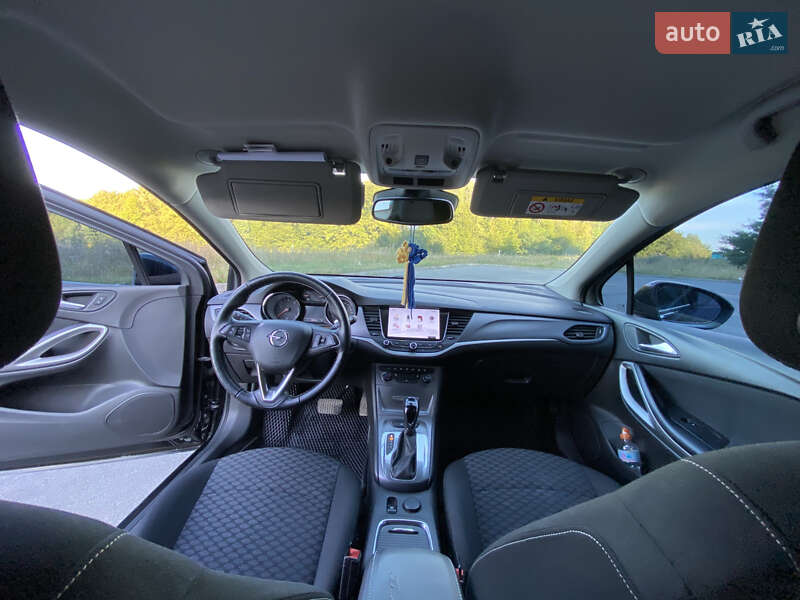 Універсал Opel Astra 2017 в Дунаївцях