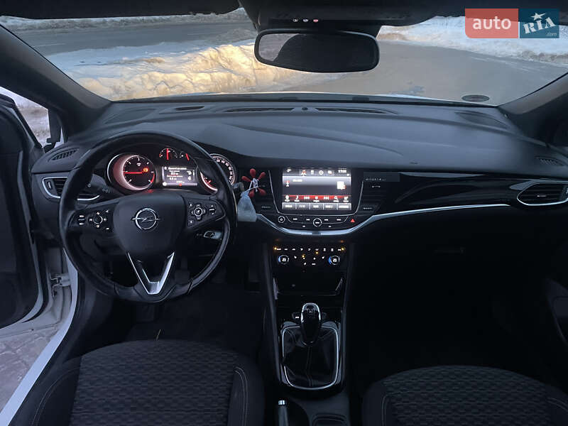 Универсал Opel Astra 2016 в Шептицькому