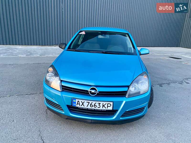 Хэтчбек Opel Astra 2004 в Харькове