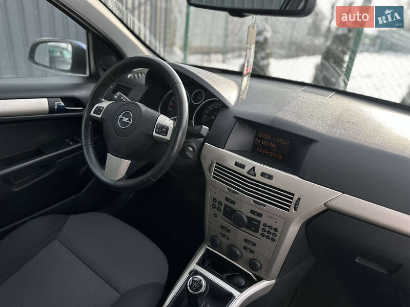 Универсал Opel Astra 2008 в Виннице