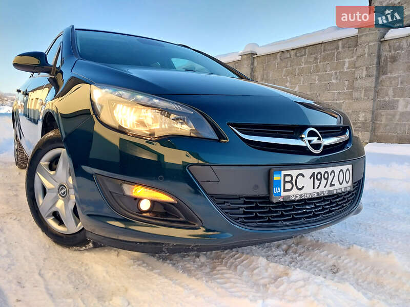 Универсал Opel Astra 2016 в Самборе