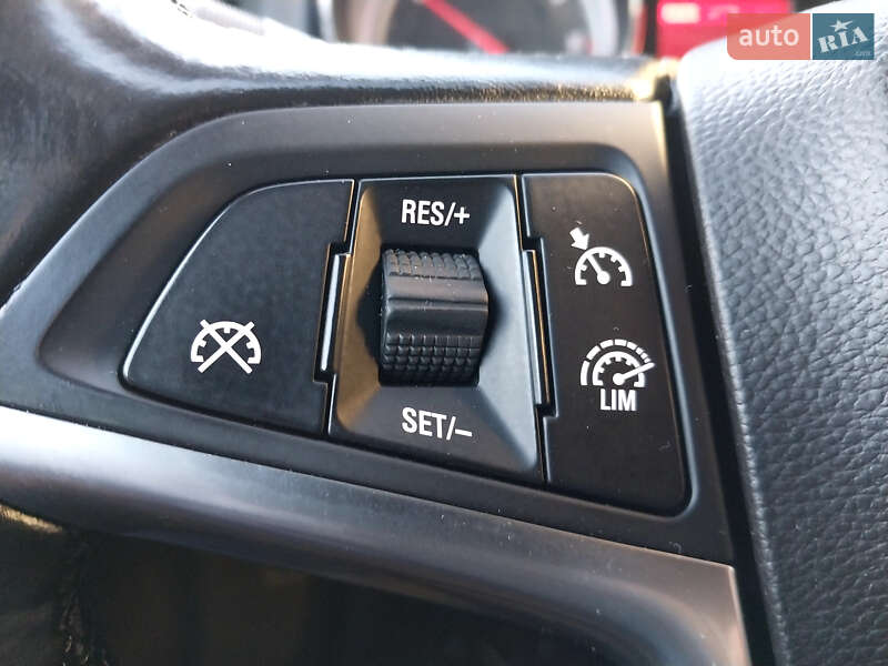 Универсал Opel Astra 2016 в Самборе