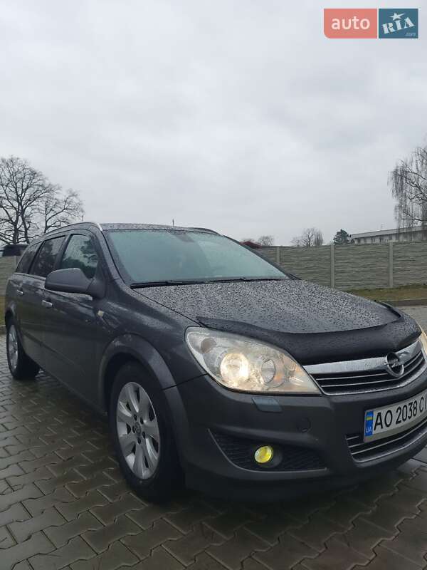 Opel Astra 2009