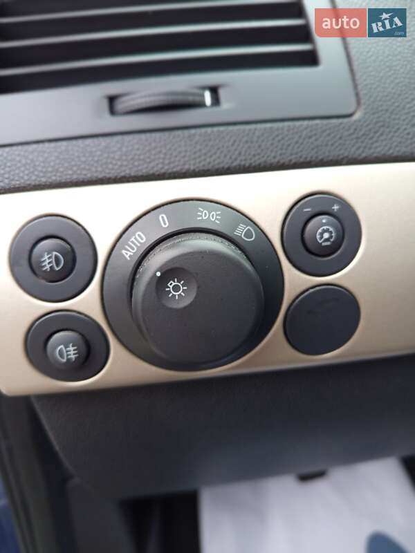 Универсал Opel Astra 2009 в Дрогобыче