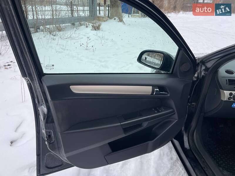 Універсал Opel Astra 2008 в Надвірній фото 20 Універсал Opel Astra 2008 в Надвірній