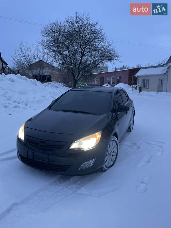 Opel Astra 2010